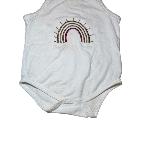 Baby Girl Two Piece Set Rainbow Onesie with Bloomer Shorts Size 18 Months - Picture 5 of 8